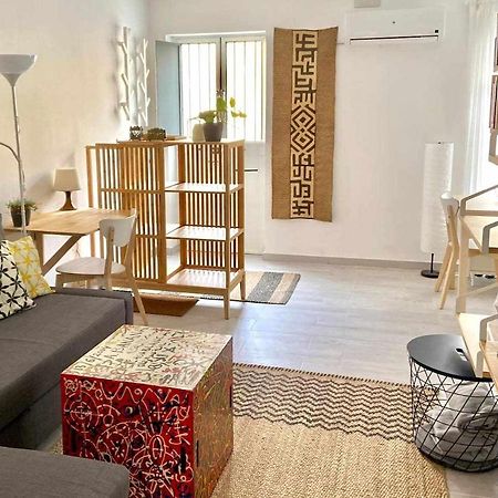 Monkeys Apartments Los Viajantes Seville Ngoại thất bức ảnh