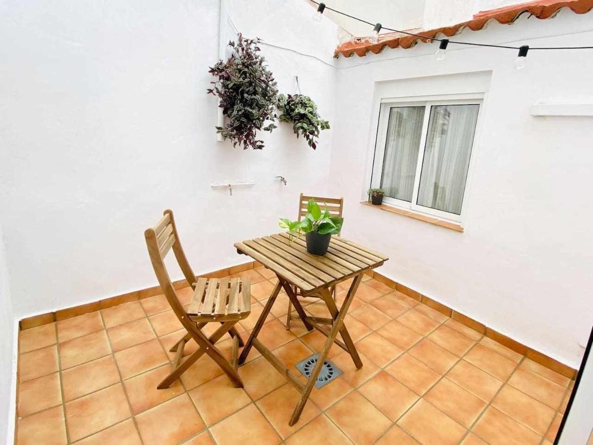 Monkeys Apartments Los Viajantes Seville Ngoại thất bức ảnh
