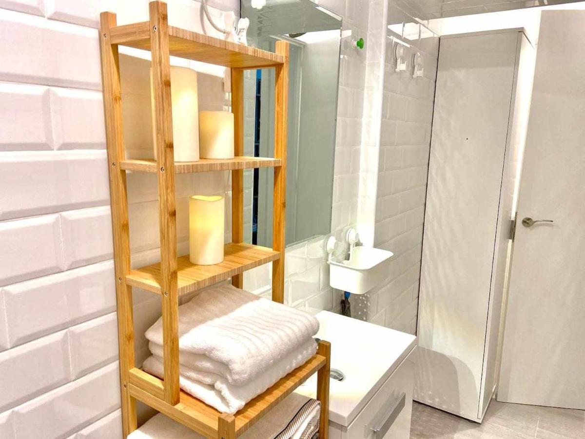 Monkeys Apartments Los Viajantes Seville Ngoại thất bức ảnh